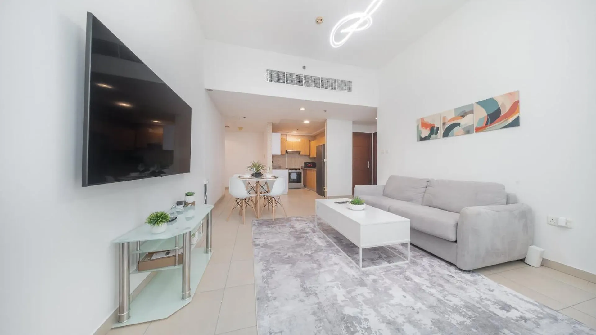 Impz Spacious Apartment For 6 People! Дубай