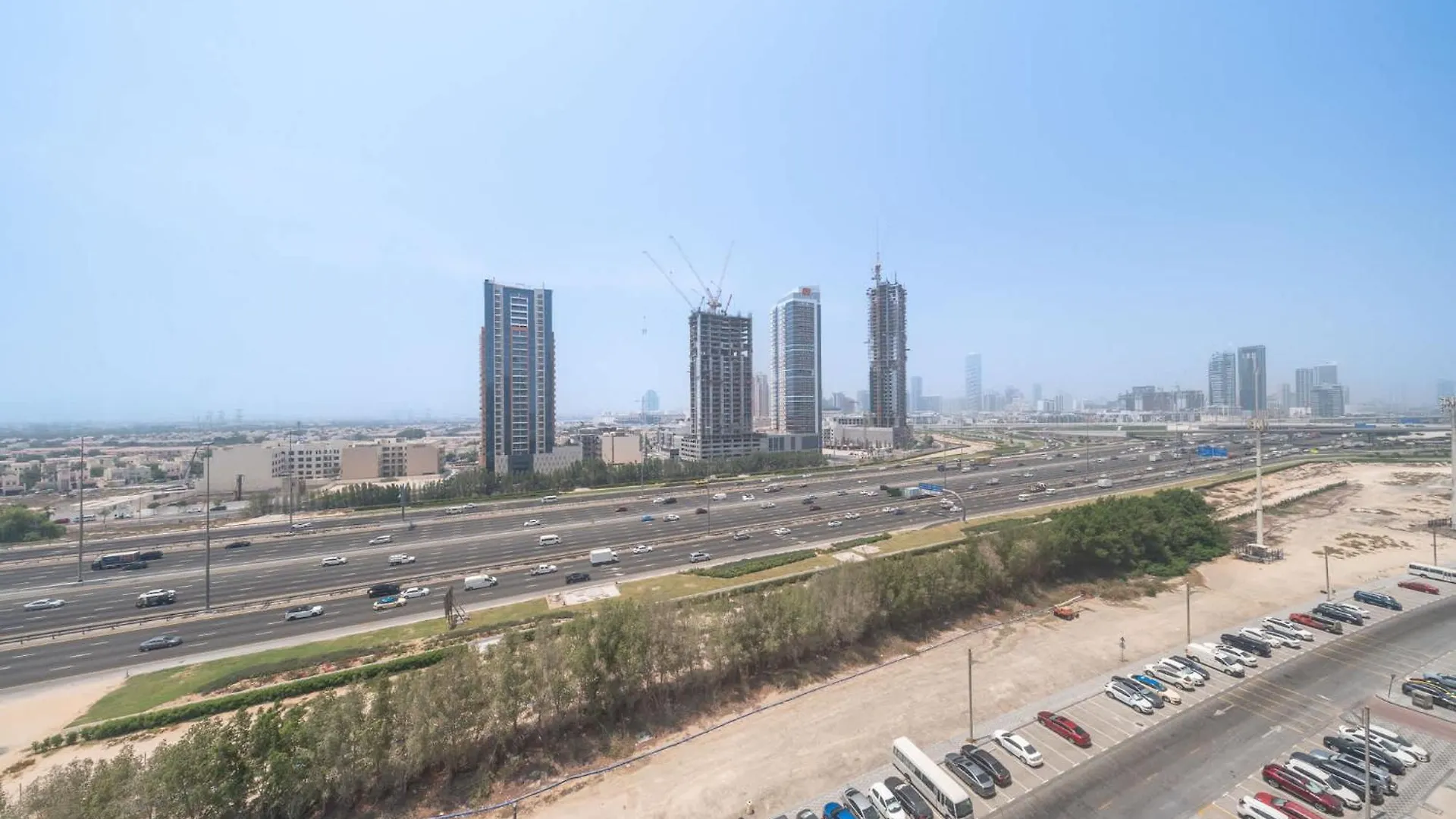 Impz Spacious Apartment For 6 People! Dubai