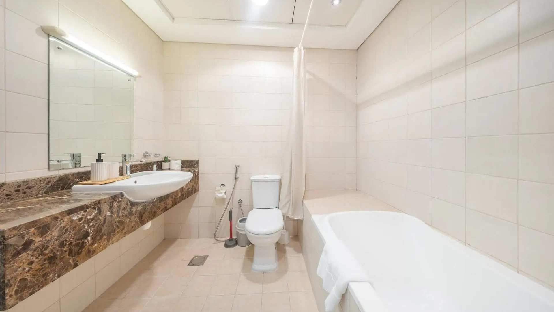 Impz Spacious Apartment For 6 People! Dubai